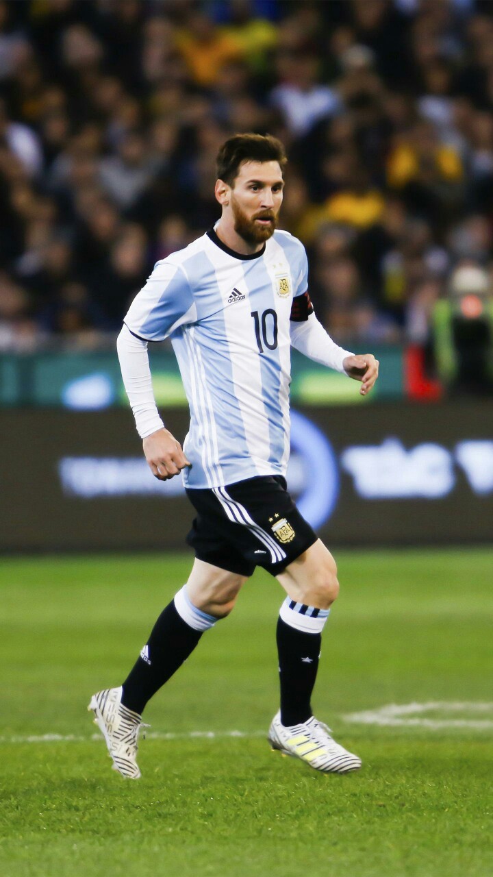 姆巴佩连续8场西甲破门，皇马队史仅次于C罗