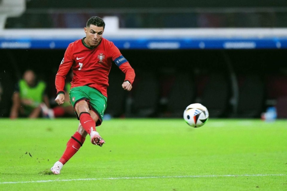 首发出战阿尔巴尼亚，22岁夸安萨英格兰成年队首秀