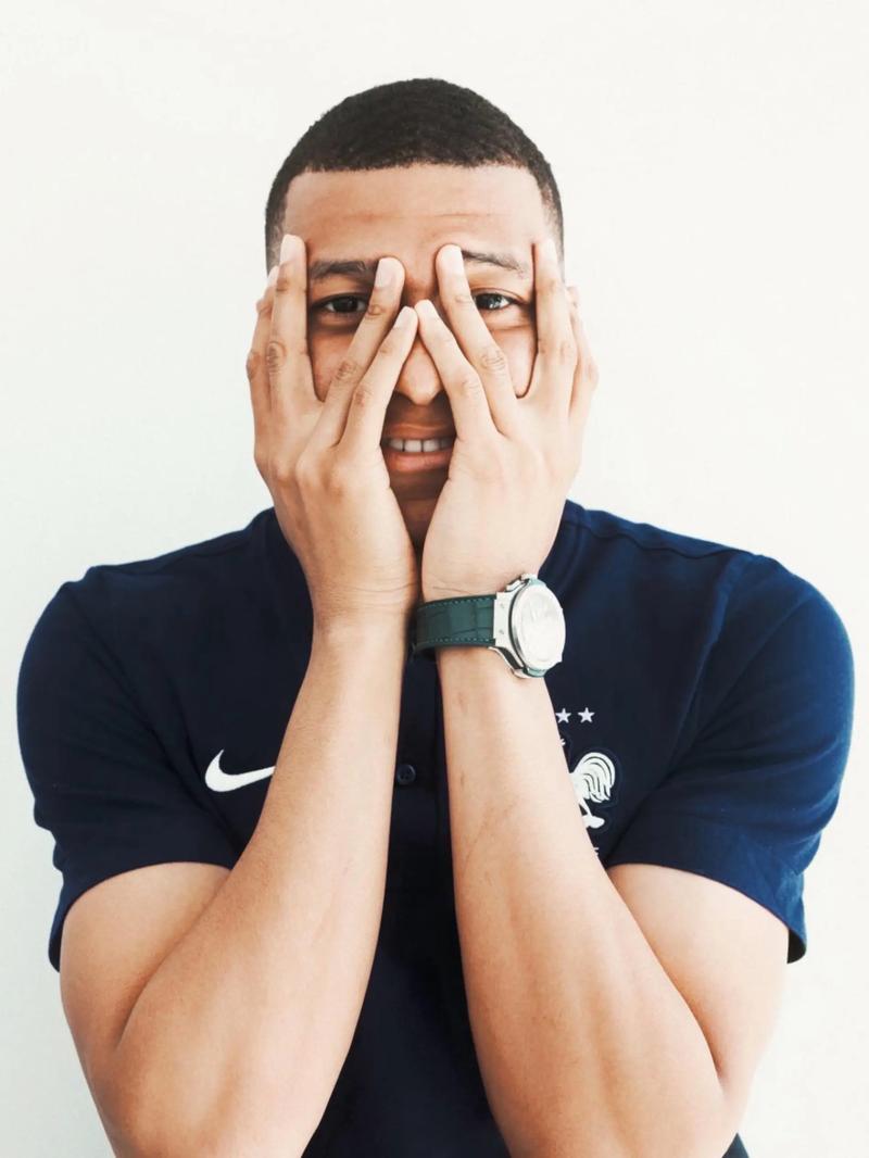 法尔克：拜仁计划明年夏天开启中国行，踢两场友谊赛