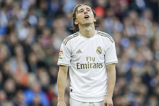 齐达内、贝克汉姆、大罗对线罗纳尔迪尼奥，梅西当时有多大？